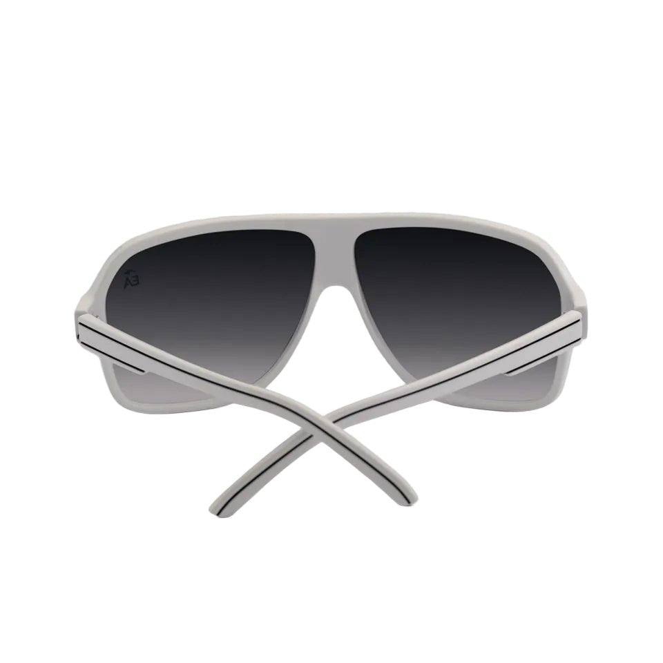 Retro Blaze Silver, White