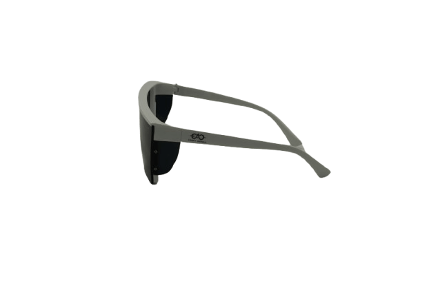 Nova Shield White Black